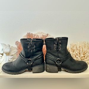 Roxy Ankle Boots